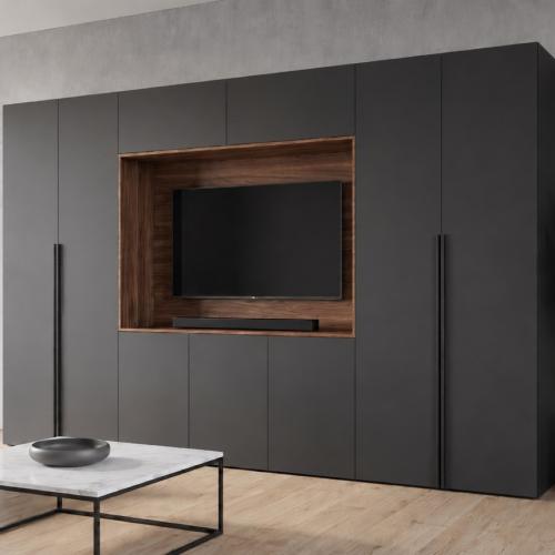 Przejdź do produktu SANTI – nowoczesna meblościanka 350 cm z miejscem na TV | Czarny/Orzech Warmia uchwyt lamela